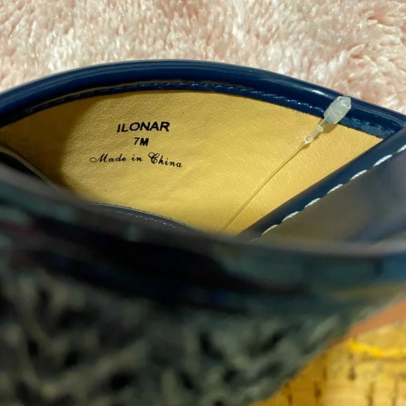 BRAND NEW - DONALD J PLINER Ideala Crisscross Wedge Platform Sandals ❤️❤️❤️ - Picture 7 of 9